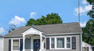 411 PRATT ST, FREDERICKSBURG, Virginia 22405, 2 Bedrooms Bedrooms, ,1 BathroomBathrooms,Residential,For sale,411 PRATT ST,VAST2040644 MLS # VAST2040644