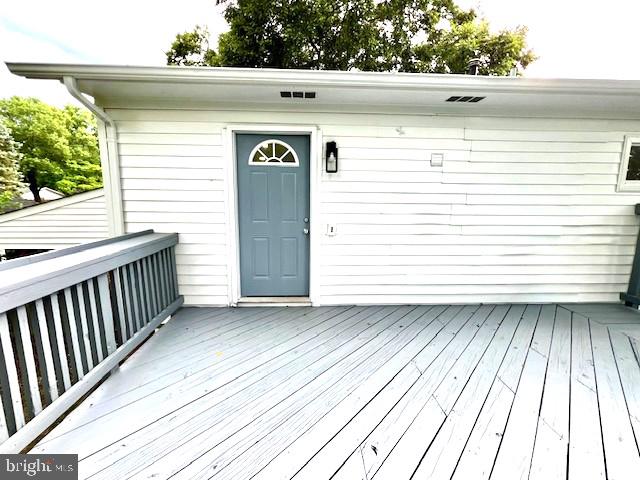 406 W MAPLE AVE, STERLING, Virginia 20164, 6 Bedrooms Bedrooms, ,2 BathroomsBathrooms,Residential,For sale,406 W MAPLE AVE,VALO2102046 MLS # VALO2102046