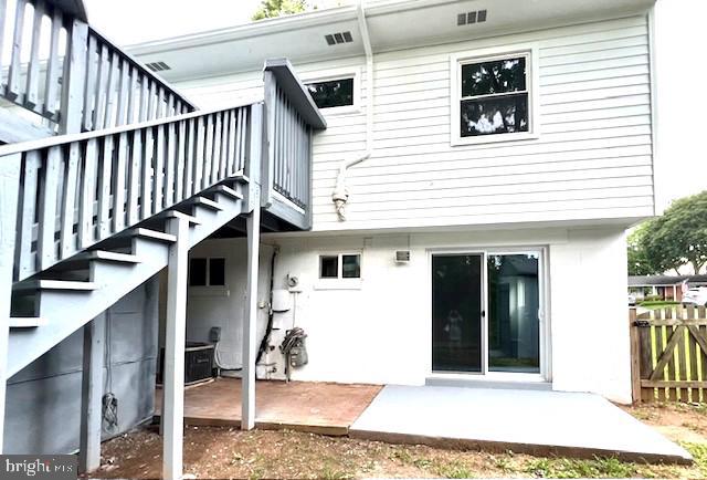 406 W MAPLE AVE, STERLING, Virginia 20164, 6 Bedrooms Bedrooms, ,2 BathroomsBathrooms,Residential,For sale,406 W MAPLE AVE,VALO2102046 MLS # VALO2102046
