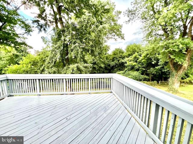 406 W MAPLE AVE, STERLING, Virginia 20164, 6 Bedrooms Bedrooms, ,2 BathroomsBathrooms,Residential,For sale,406 W MAPLE AVE,VALO2102046 MLS # VALO2102046