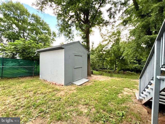 406 W MAPLE AVE, STERLING, Virginia 20164, 6 Bedrooms Bedrooms, ,2 BathroomsBathrooms,Residential,For sale,406 W MAPLE AVE,VALO2102046 MLS # VALO2102046