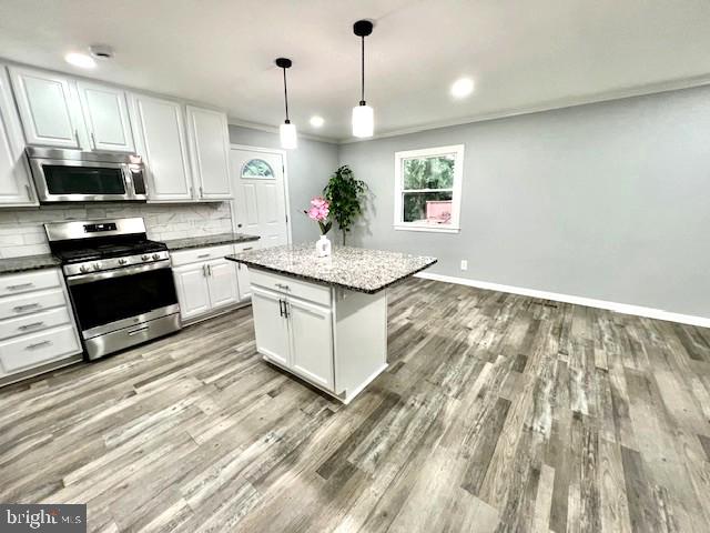 406 W MAPLE AVE, STERLING, Virginia 20164, 6 Bedrooms Bedrooms, ,2 BathroomsBathrooms,Residential,For sale,406 W MAPLE AVE,VALO2102046 MLS # VALO2102046