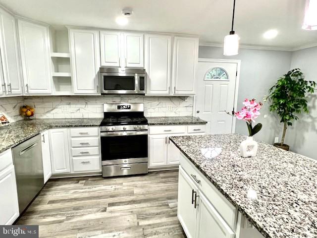 406 W MAPLE AVE, STERLING, Virginia 20164, 6 Bedrooms Bedrooms, ,2 BathroomsBathrooms,Residential,For sale,406 W MAPLE AVE,VALO2102046 MLS # VALO2102046