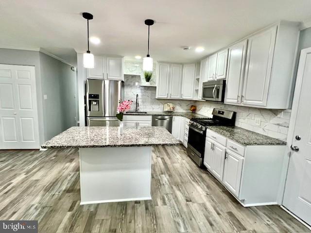 406 W MAPLE AVE, STERLING, Virginia 20164, 6 Bedrooms Bedrooms, ,2 BathroomsBathrooms,Residential,For sale,406 W MAPLE AVE,VALO2102046 MLS # VALO2102046