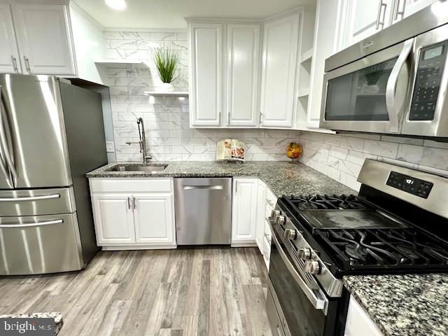 406 W MAPLE AVE, STERLING, Virginia 20164, 6 Bedrooms Bedrooms, ,2 BathroomsBathrooms,Residential,For sale,406 W MAPLE AVE,VALO2102046 MLS # VALO2102046