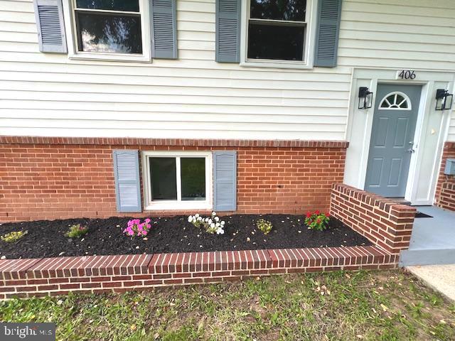 406 W MAPLE AVE, STERLING, Virginia 20164, 6 Bedrooms Bedrooms, ,2 BathroomsBathrooms,Residential,For sale,406 W MAPLE AVE,VALO2102046 MLS # VALO2102046