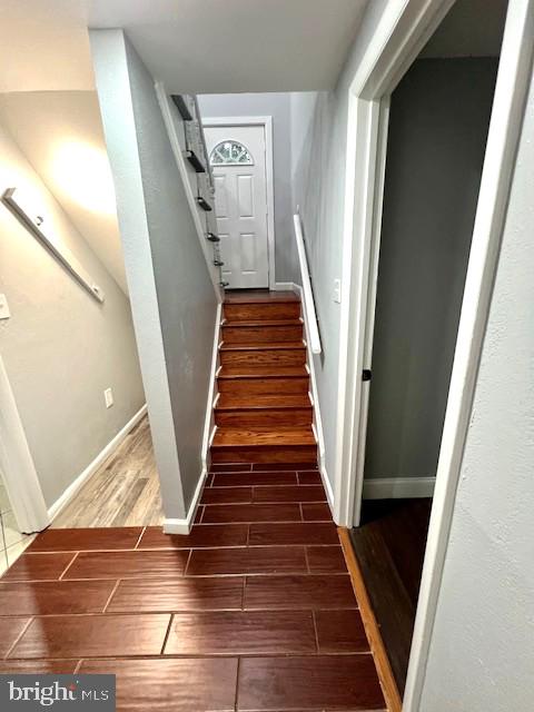 406 W MAPLE AVE, STERLING, Virginia 20164, 6 Bedrooms Bedrooms, ,2 BathroomsBathrooms,Residential,For sale,406 W MAPLE AVE,VALO2102046 MLS # VALO2102046