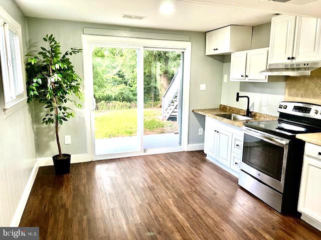 406 W MAPLE AVE, STERLING, Virginia 20164, 6 Bedrooms Bedrooms, ,2 BathroomsBathrooms,Residential,For sale,406 W MAPLE AVE,VALO2102046 MLS # VALO2102046