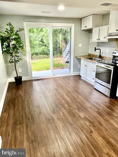 406 W MAPLE AVE, STERLING, Virginia 20164, 6 Bedrooms Bedrooms, ,2 BathroomsBathrooms,Residential,For sale,406 W MAPLE AVE,VALO2102046 MLS # VALO2102046