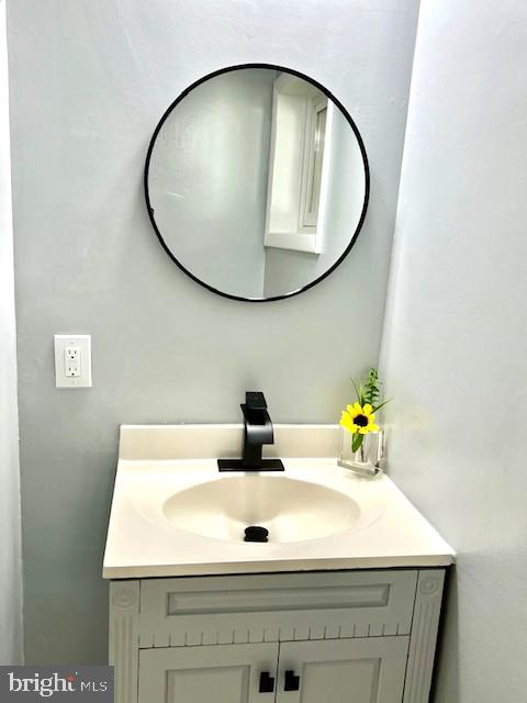 406 W MAPLE AVE, STERLING, Virginia 20164, 6 Bedrooms Bedrooms, ,2 BathroomsBathrooms,Residential,For sale,406 W MAPLE AVE,VALO2102046 MLS # VALO2102046