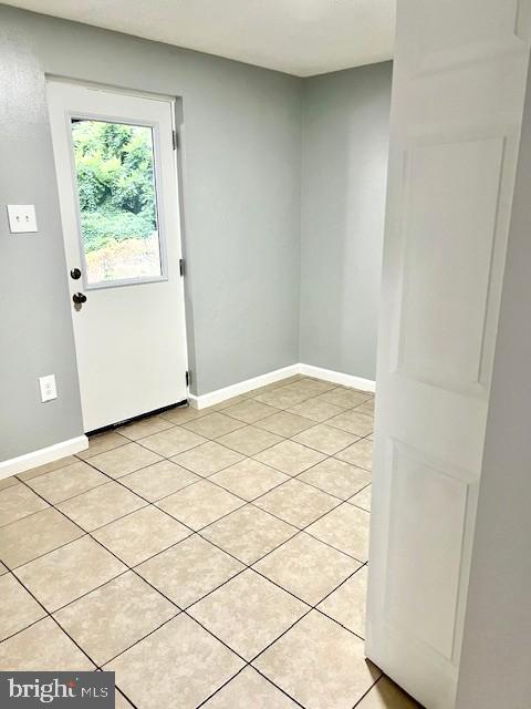 406 W MAPLE AVE, STERLING, Virginia 20164, 6 Bedrooms Bedrooms, ,2 BathroomsBathrooms,Residential,For sale,406 W MAPLE AVE,VALO2102046 MLS # VALO2102046