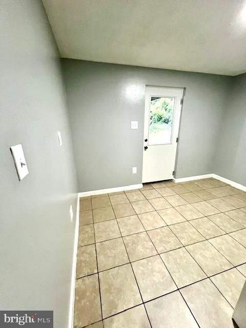 406 W MAPLE AVE, STERLING, Virginia 20164, 6 Bedrooms Bedrooms, ,2 BathroomsBathrooms,Residential,For sale,406 W MAPLE AVE,VALO2102046 MLS # VALO2102046