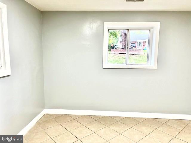 406 W MAPLE AVE, STERLING, Virginia 20164, 6 Bedrooms Bedrooms, ,2 BathroomsBathrooms,Residential,For sale,406 W MAPLE AVE,VALO2102046 MLS # VALO2102046