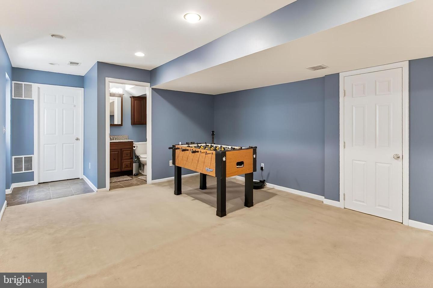 8189 DOUGLAS FIR DR, LORTON, Virginia 22079, 4 Bedrooms Bedrooms, ,3 BathroomsBathrooms,Residential,For sale,8189 DOUGLAS FIR DR,VAFX2257190 MLS # VAFX2257190