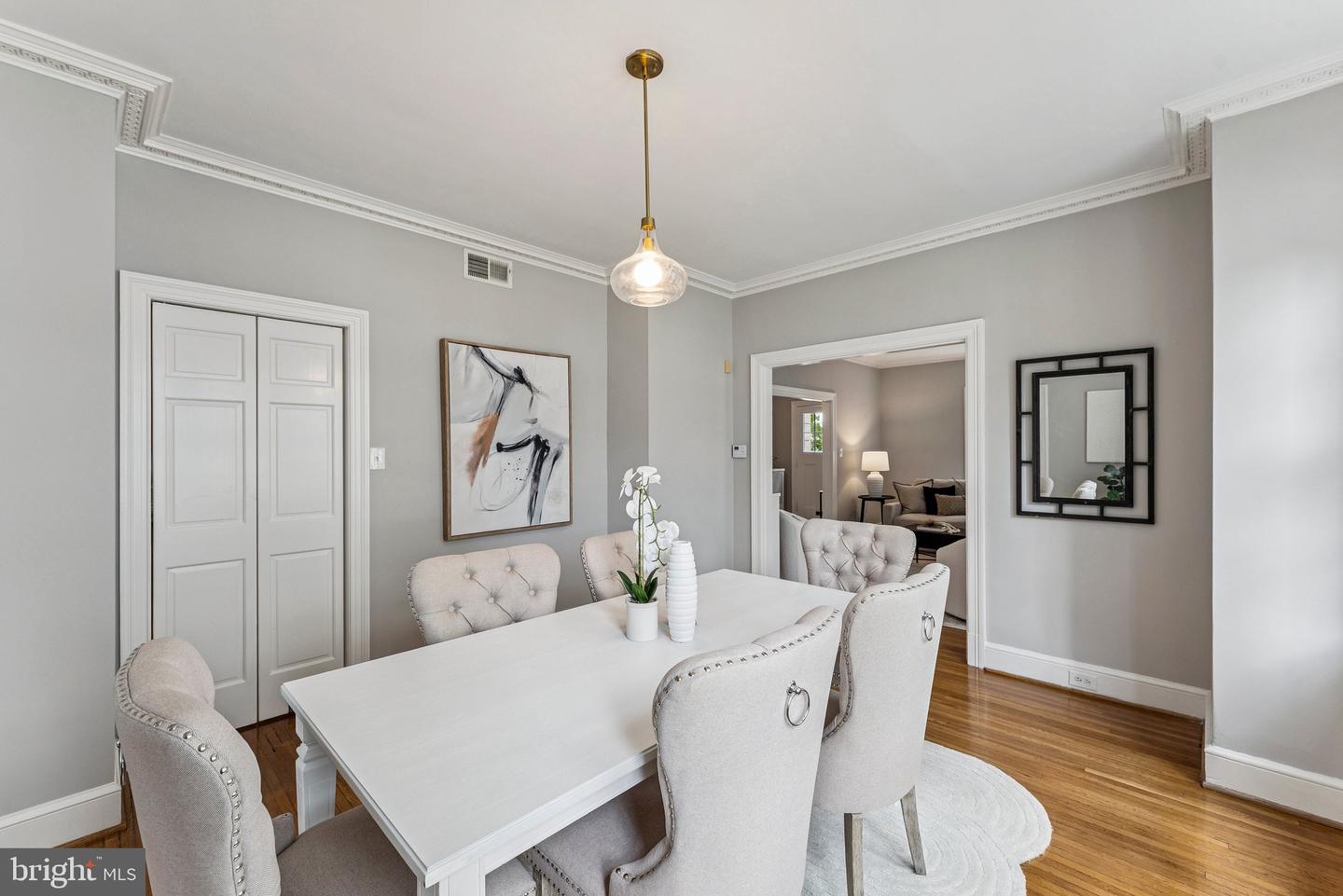 2913 CATHEDRAL AVE NW, WASHINGTON, District Of Columbia 20008, 4 Bedrooms Bedrooms, ,2 BathroomsBathrooms,Residential,For sale,2913 CATHEDRAL AVE NW,DCDC2211792 MLS # DCDC2211792
