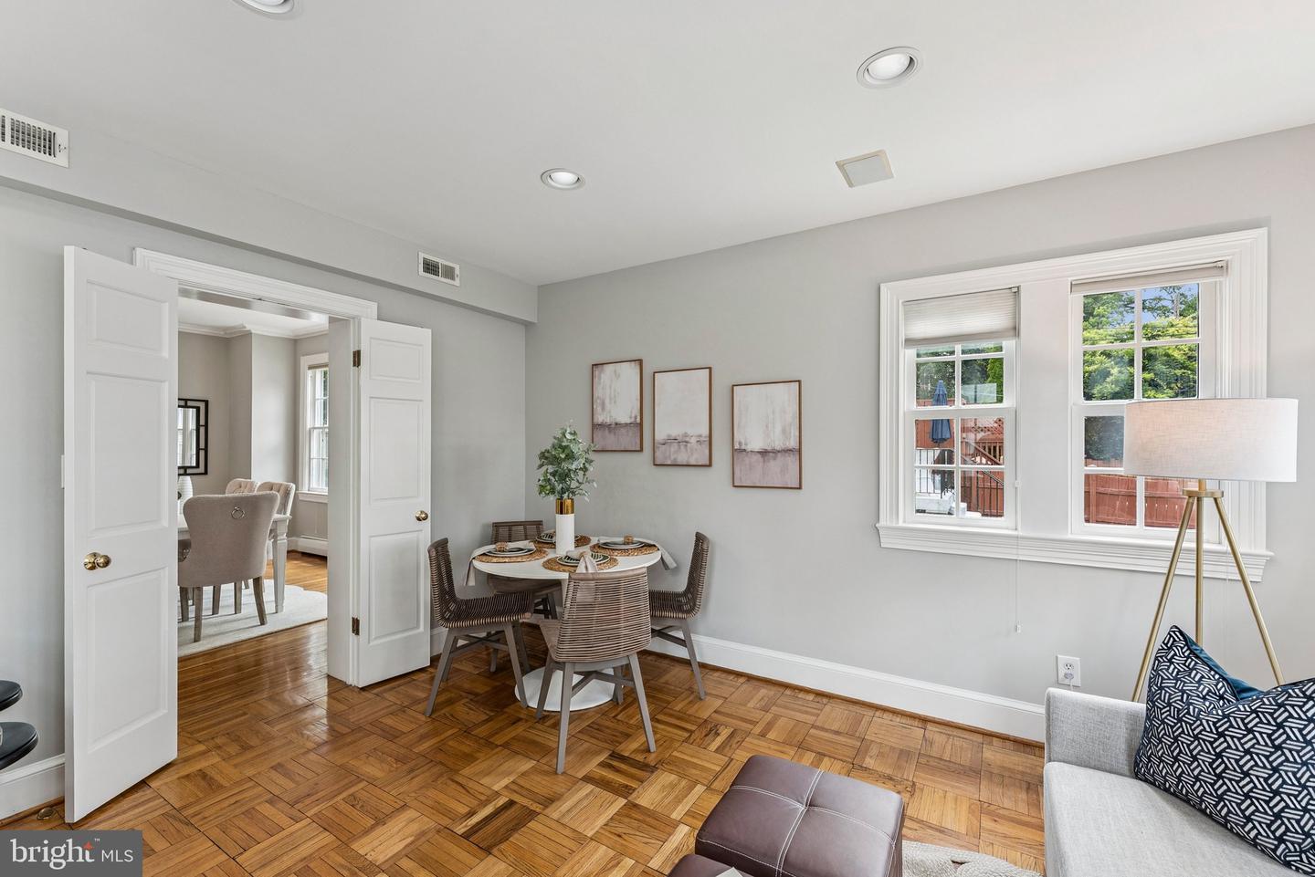 2913 CATHEDRAL AVE NW, WASHINGTON, District Of Columbia 20008, 4 Bedrooms Bedrooms, ,2 BathroomsBathrooms,Residential,For sale,2913 CATHEDRAL AVE NW,DCDC2211792 MLS # DCDC2211792