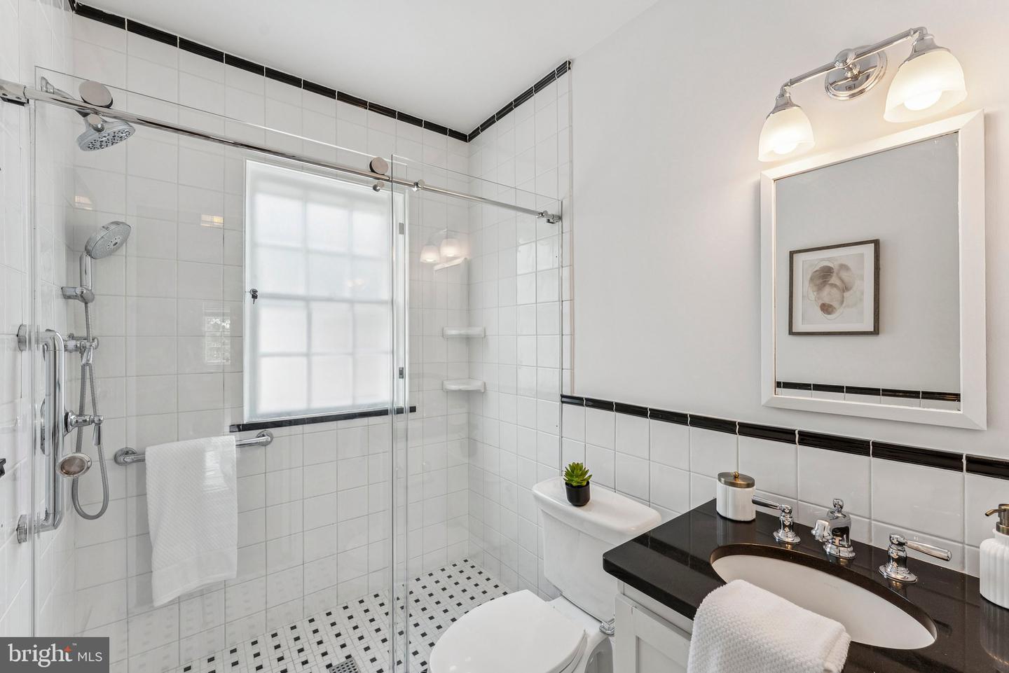 2913 CATHEDRAL AVE NW, WASHINGTON, District Of Columbia 20008, 4 Bedrooms Bedrooms, ,2 BathroomsBathrooms,Residential,For sale,2913 CATHEDRAL AVE NW,DCDC2211792 MLS # DCDC2211792