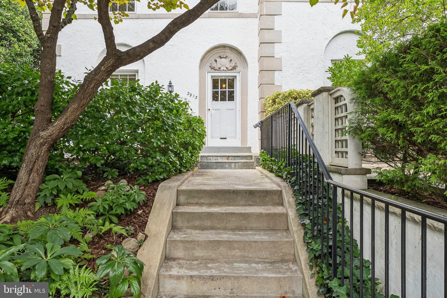 2913 CATHEDRAL AVE NW, WASHINGTON, District Of Columbia 20008, 4 Bedrooms Bedrooms, ,2 BathroomsBathrooms,Residential,For sale,2913 CATHEDRAL AVE NW,DCDC2211792 MLS # DCDC2211792