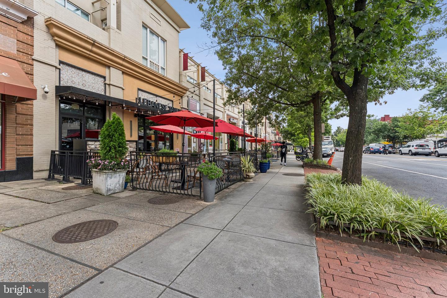 2913 CATHEDRAL AVE NW, WASHINGTON, District Of Columbia 20008, 4 Bedrooms Bedrooms, ,2 BathroomsBathrooms,Residential,For sale,2913 CATHEDRAL AVE NW,DCDC2211792 MLS # DCDC2211792