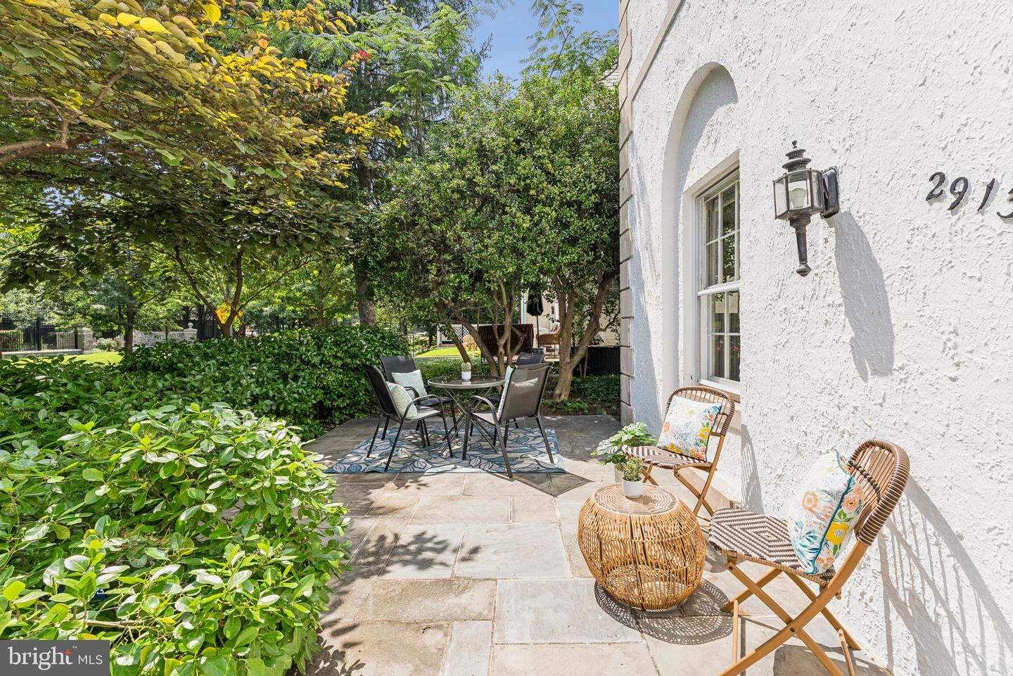 2913 CATHEDRAL AVE NW, WASHINGTON, District Of Columbia 20008, 4 Bedrooms Bedrooms, ,2 BathroomsBathrooms,Residential,For sale,2913 CATHEDRAL AVE NW,DCDC2211792 MLS # DCDC2211792