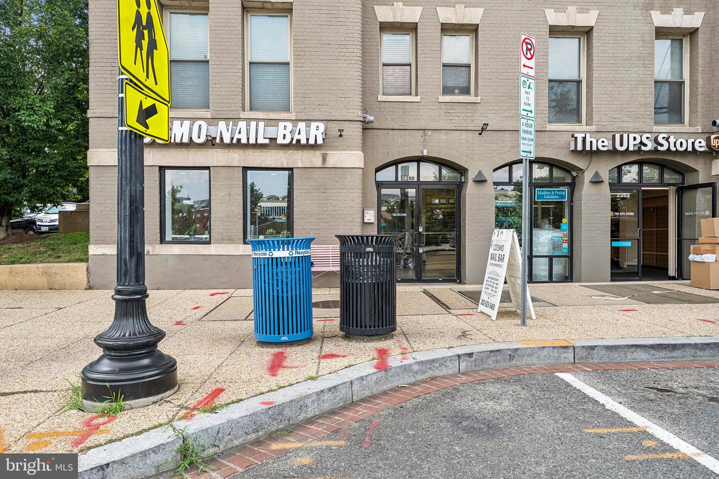 2913 CATHEDRAL AVE NW, WASHINGTON, District Of Columbia 20008, 4 Bedrooms Bedrooms, ,2 BathroomsBathrooms,Residential,For sale,2913 CATHEDRAL AVE NW,DCDC2211792 MLS # DCDC2211792