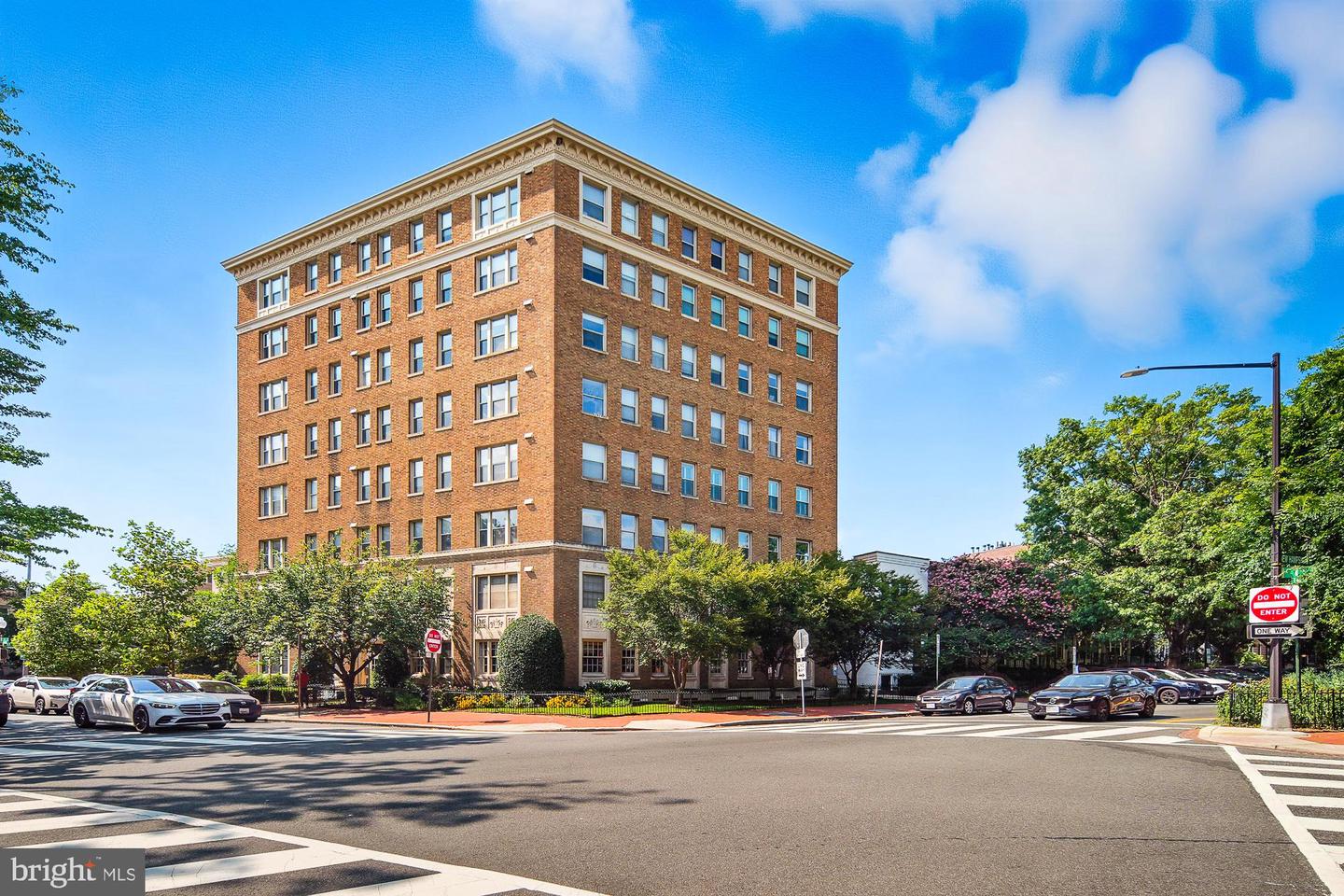 1621 T ST NW #207, WASHINGTON, District Of Columbia 20009, 1 Bedroom Bedrooms, ,1 BathroomBathrooms,Residential,For sale,1621 T ST NW #207,DCDC2212280 MLS # DCDC2212280
