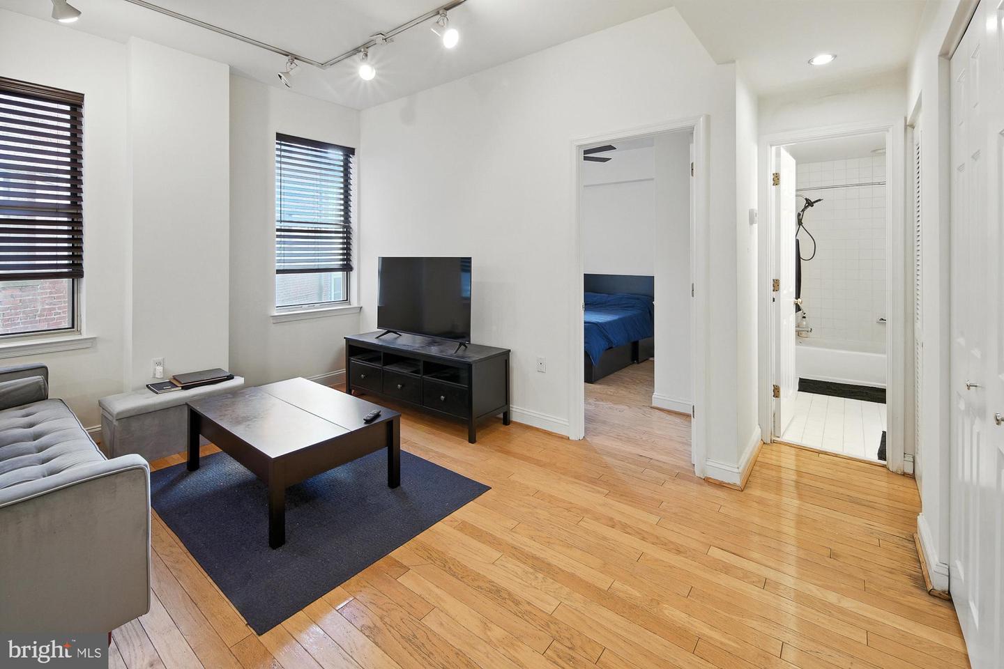 1621 T ST NW #207, WASHINGTON, District Of Columbia 20009, 1 Bedroom Bedrooms, ,1 BathroomBathrooms,Residential,For sale,1621 T ST NW #207,DCDC2212280 MLS # DCDC2212280