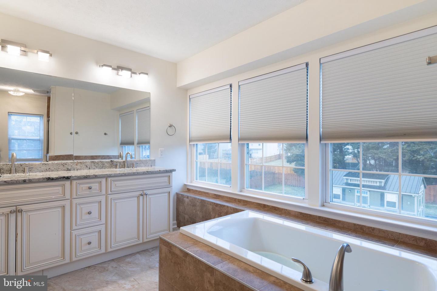 311 BRECKINRIDGE CT, BERRYVILLE, Virginia 22611, 5 Bedrooms Bedrooms, ,3 BathroomsBathrooms,Residential,For sale,311 BRECKINRIDGE CT,VACL2005922 MLS # VACL2005922