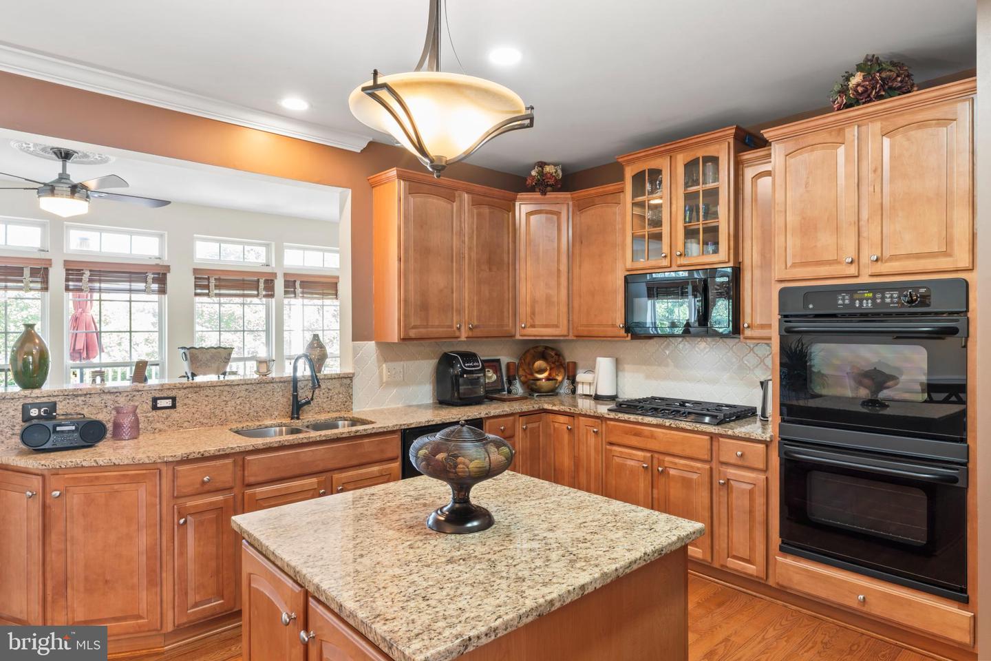 25445 ELM TER, ALDIE, Virginia 20105, 3 Bedrooms Bedrooms, 13 Rooms Rooms,3 BathroomsBathrooms,Residential,For sale,25445 ELM TER,VALO2103346 MLS # VALO2103346