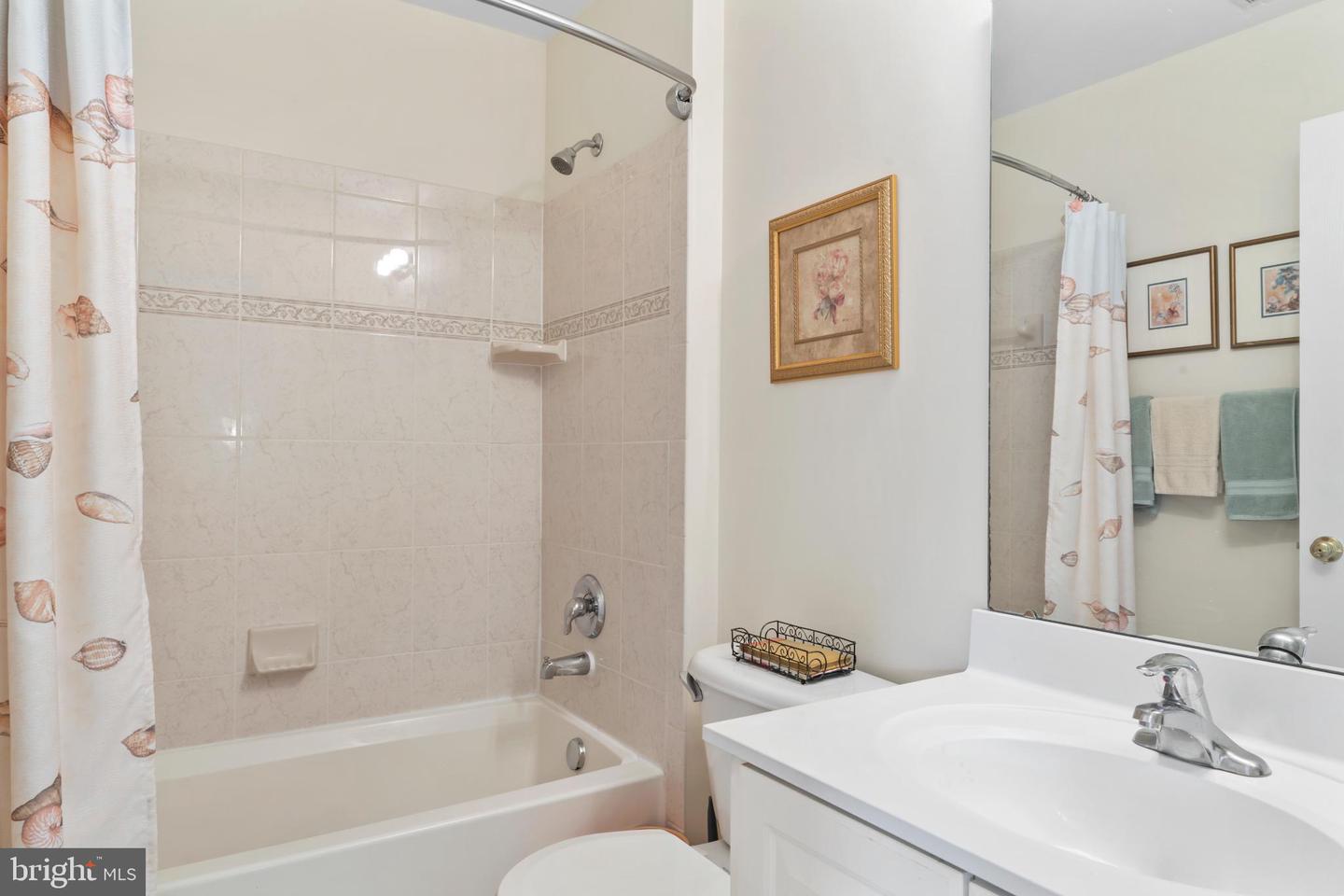 25445 ELM TER, ALDIE, Virginia 20105, 3 Bedrooms Bedrooms, 13 Rooms Rooms,3 BathroomsBathrooms,Residential,For sale,25445 ELM TER,VALO2103346 MLS # VALO2103346