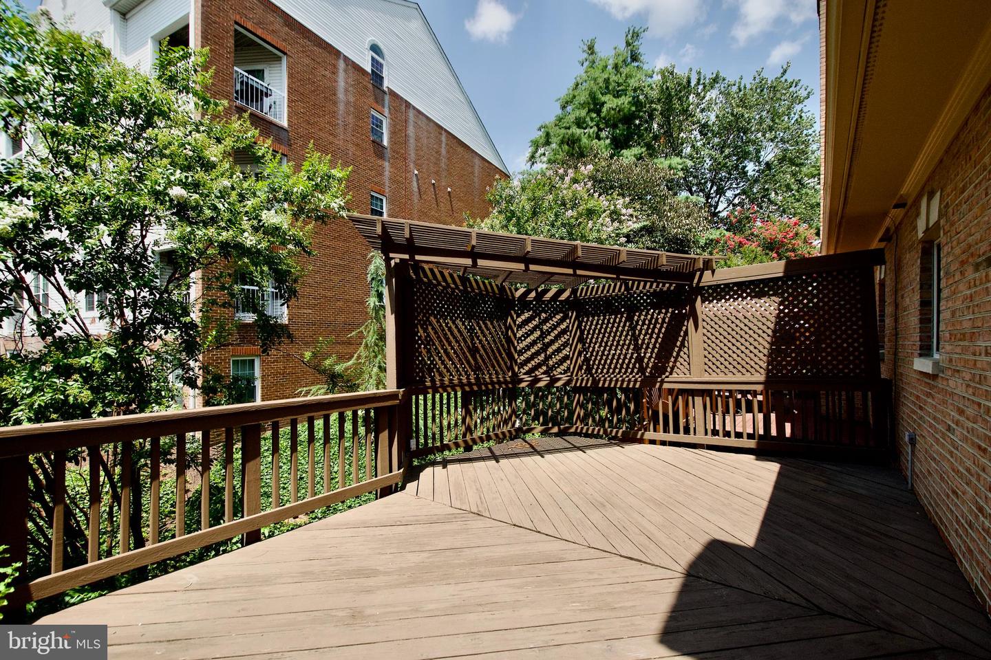 274 GRETNA GREEN CT #43, ALEXANDRIA, Virginia 22304, 3 Bedrooms Bedrooms, ,2 BathroomsBathrooms,Residential,For sale,274 GRETNA GREEN CT #43,VAAX2048010 MLS # VAAX2048010