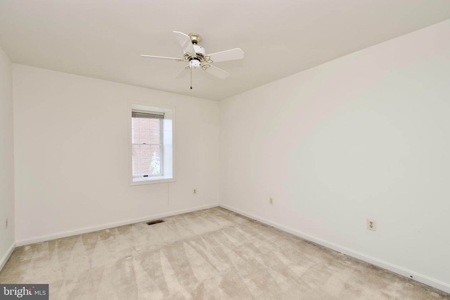 274 GRETNA GREEN CT #43, ALEXANDRIA, Virginia 22304, 3 Bedrooms Bedrooms, ,2 BathroomsBathrooms,Residential,For sale,274 GRETNA GREEN CT #43,VAAX2048010 MLS # VAAX2048010