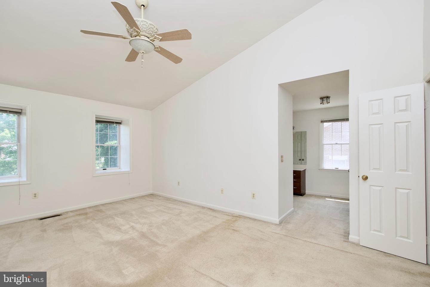 274 GRETNA GREEN CT #43, ALEXANDRIA, Virginia 22304, 3 Bedrooms Bedrooms, ,2 BathroomsBathrooms,Residential,For sale,274 GRETNA GREEN CT #43,VAAX2048010 MLS # VAAX2048010