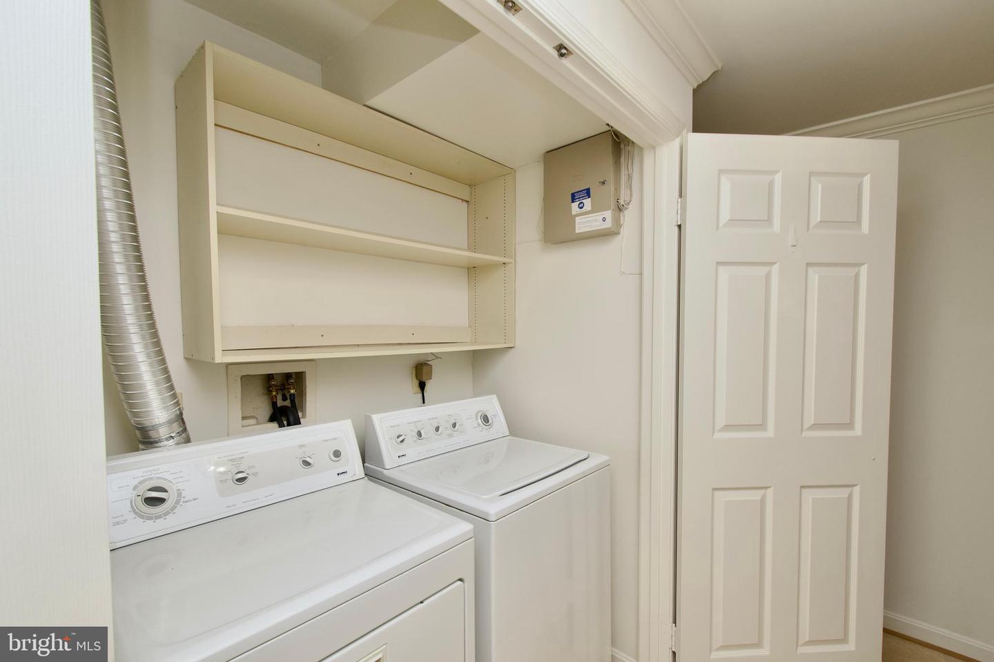 274 GRETNA GREEN CT #43, ALEXANDRIA, Virginia 22304, 3 Bedrooms Bedrooms, ,2 BathroomsBathrooms,Residential,For sale,274 GRETNA GREEN CT #43,VAAX2048010 MLS # VAAX2048010