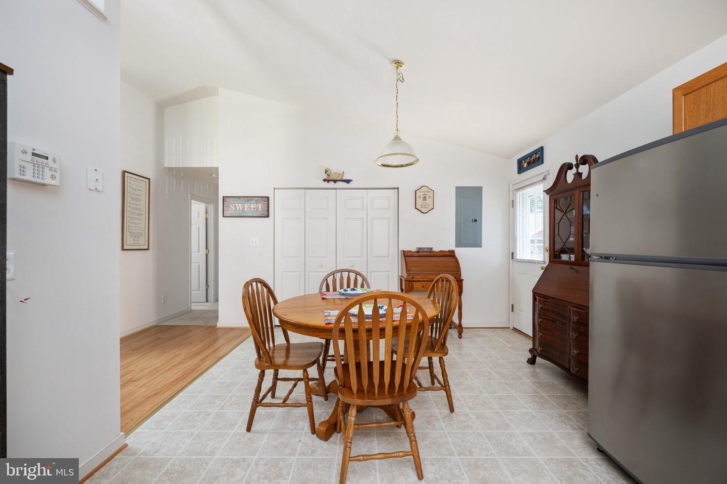 1208 BANCROFT AVE, COLONIAL BEACH, Virginia 22443, 3 Bedrooms Bedrooms, 5 Rooms Rooms,2 BathroomsBathrooms,Residential,For sale,1208 BANCROFT AVE,VAWE2009406 MLS # VAWE2009406