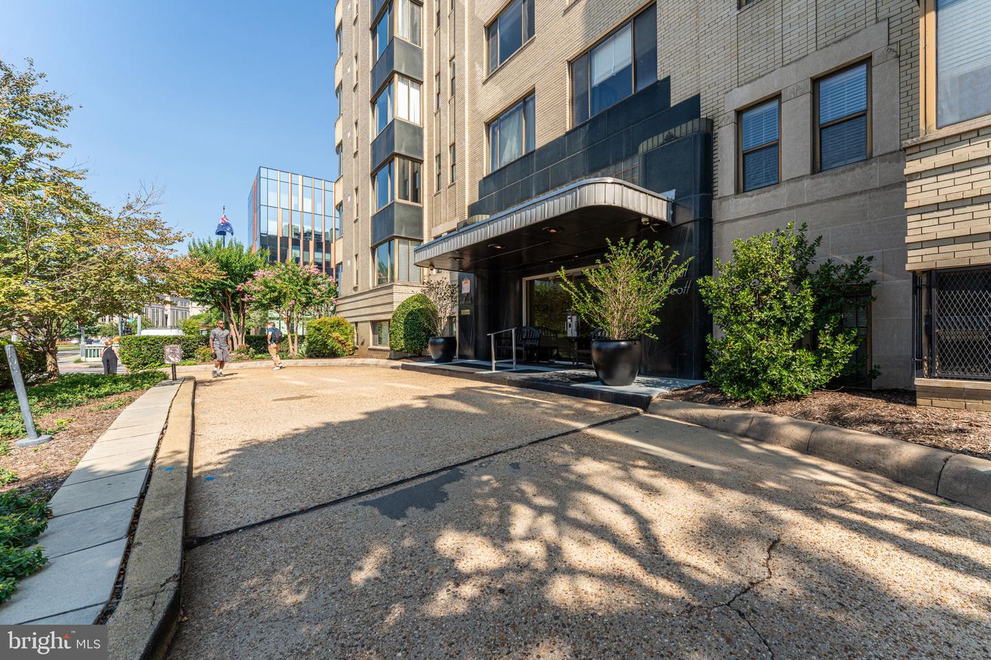 1 SCOTT CIR NW #807, WASHINGTON, District Of Columbia 20036, 1 Bedroom Bedrooms, ,1 BathroomBathrooms,Residential,For sale,1 SCOTT CIR NW #807,DCDC2212868 MLS # DCDC2212868