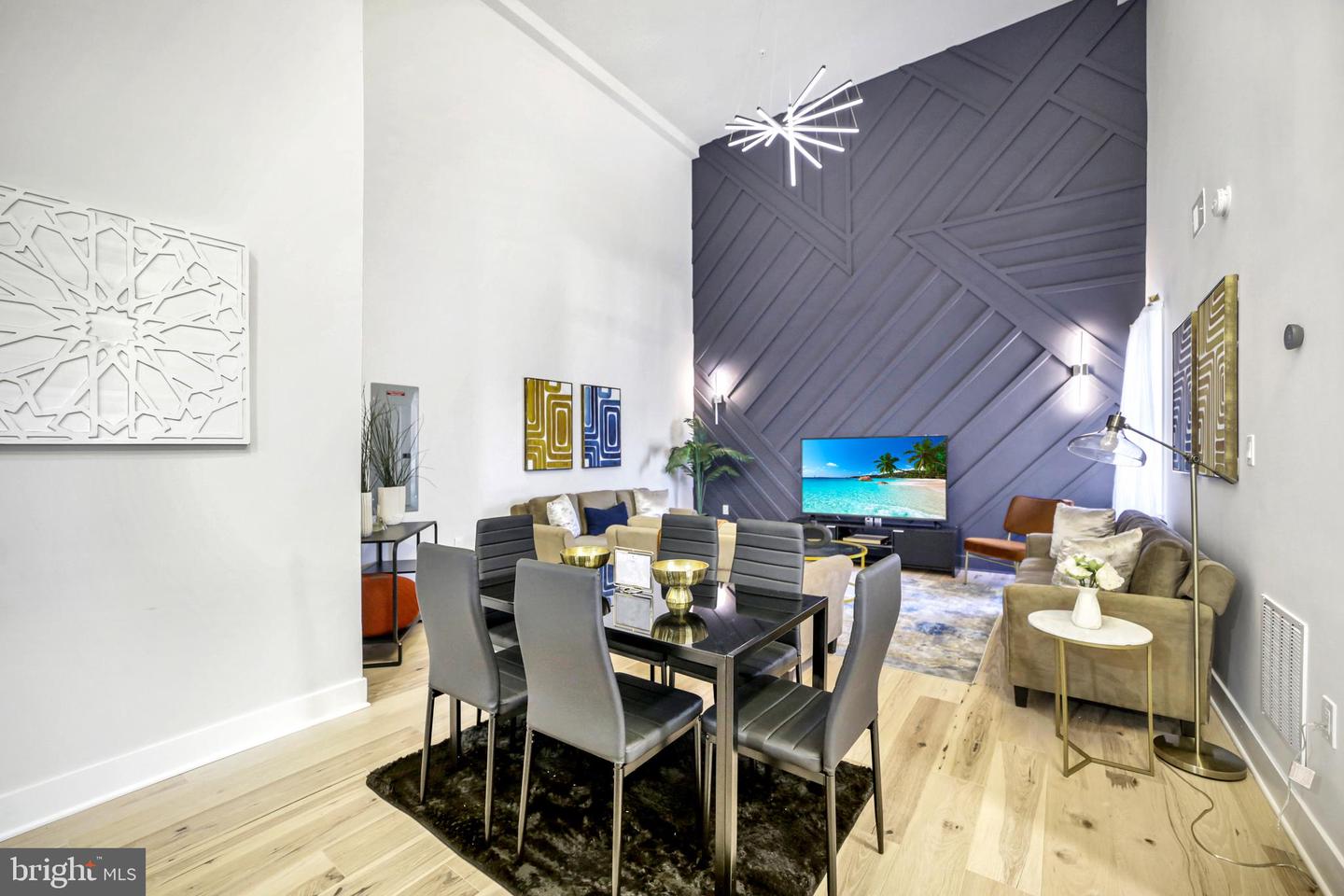 1621 T ST SE #8, WASHINGTON, District Of Columbia 20020, 4 Bedrooms Bedrooms, ,2 BathroomsBathrooms,Residential,For sale,1621 T ST SE #8,DCDC2212900 MLS # DCDC2212900