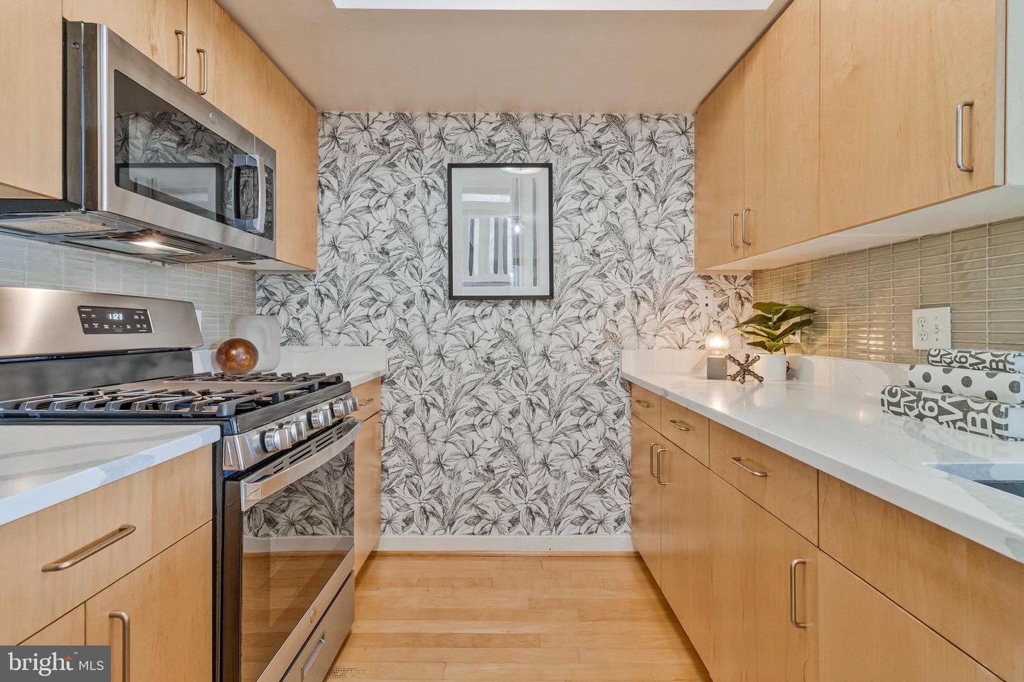 1000 NEW JERSEY AVE SE #914, WASHINGTON, District Of Columbia 20003, 2 Bedrooms Bedrooms, ,2 BathroomsBathrooms,Residential,For sale,1000 NEW JERSEY AVE SE #914,DCDC2212902 MLS # DCDC2212902