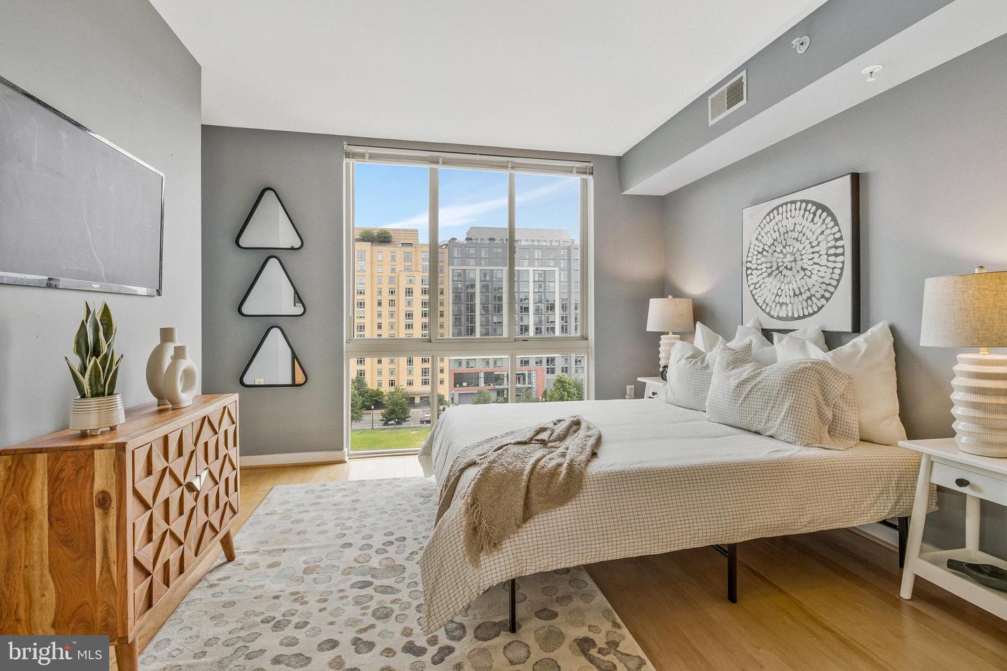 1000 NEW JERSEY AVE SE #914, WASHINGTON, District Of Columbia 20003, 2 Bedrooms Bedrooms, ,2 BathroomsBathrooms,Residential,For sale,1000 NEW JERSEY AVE SE #914,DCDC2212902 MLS # DCDC2212902