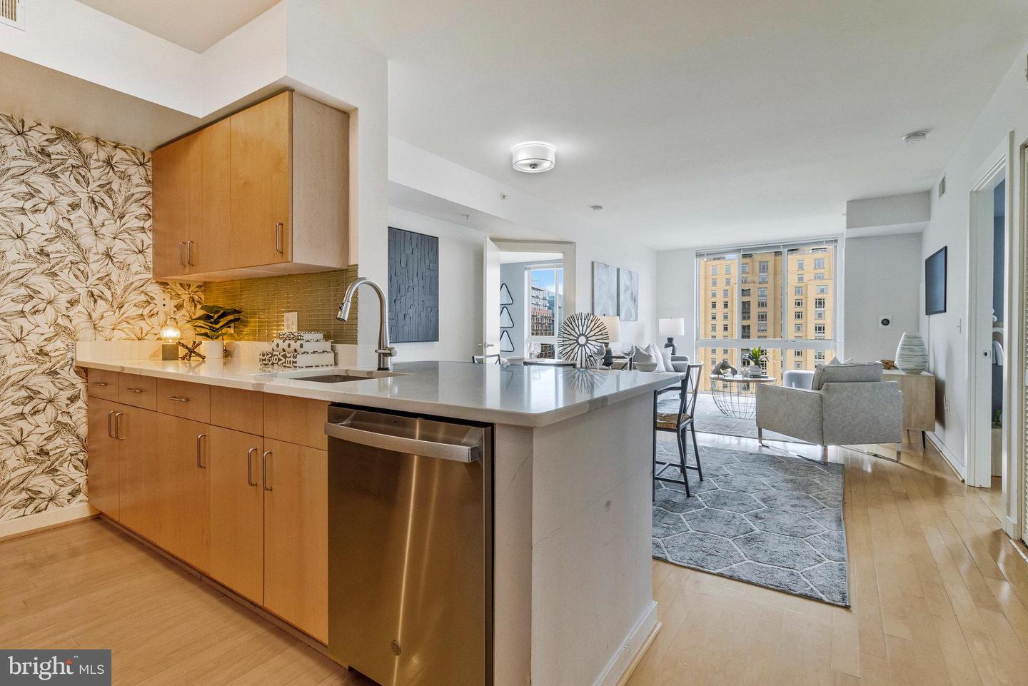 1000 NEW JERSEY AVE SE #914, WASHINGTON, District Of Columbia 20003, 2 Bedrooms Bedrooms, ,2 BathroomsBathrooms,Residential,For sale,1000 NEW JERSEY AVE SE #914,DCDC2212902 MLS # DCDC2212902