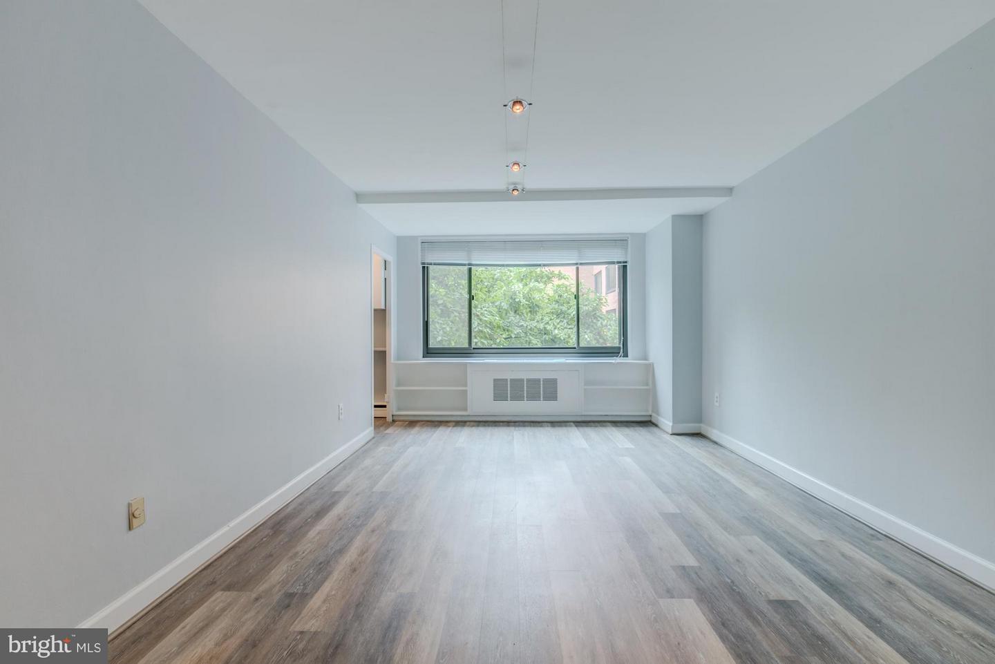 1021 ARLINGTON BLVD #647, ARLINGTON, Virginia 22209, ,1 BathroomBathrooms,Residential,For sale,1021 ARLINGTON BLVD #647,VAAR2061658 MLS # VAAR2061658