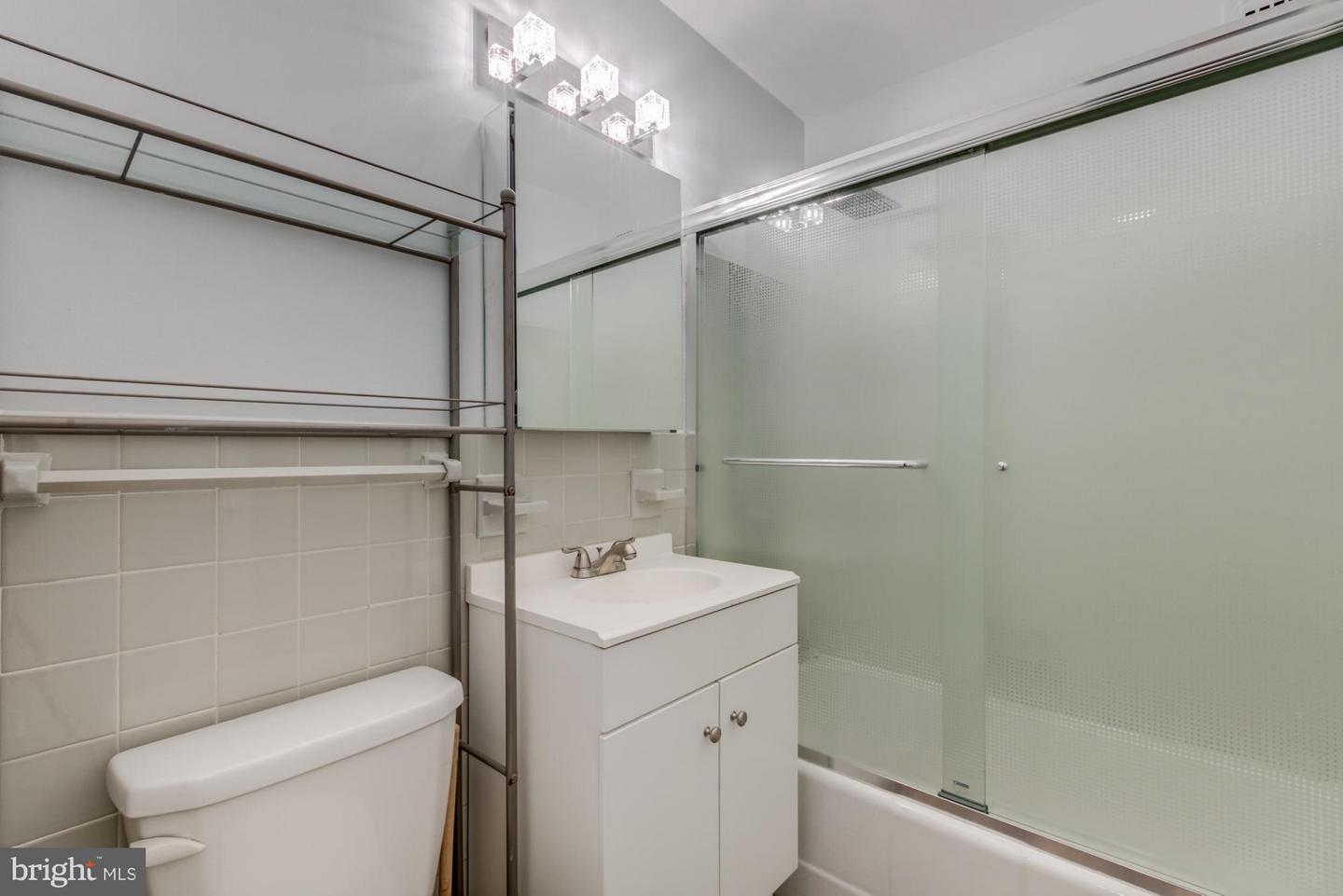 1021 ARLINGTON BLVD #647, ARLINGTON, Virginia 22209, ,1 BathroomBathrooms,Residential,For sale,1021 ARLINGTON BLVD #647,VAAR2061658 MLS # VAAR2061658