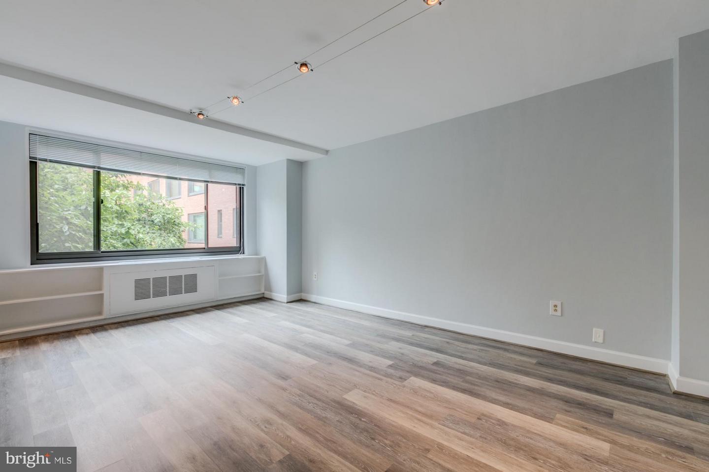1021 ARLINGTON BLVD #647, ARLINGTON, Virginia 22209, ,1 BathroomBathrooms,Residential,For sale,1021 ARLINGTON BLVD #647,VAAR2061658 MLS # VAAR2061658