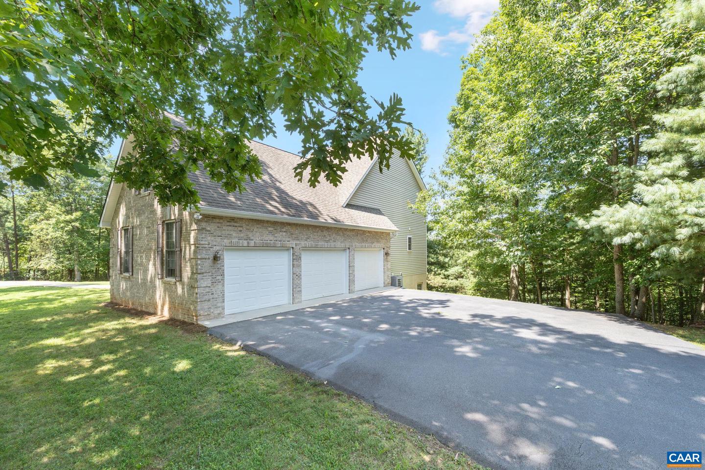 680 EXPLORERS RD, CHARLOTTESVILLE, Virginia 22911, 4 Bedrooms Bedrooms, ,3 BathroomsBathrooms,Residential,For sale,680 EXPLORERS RD,667320 MLS # 667320