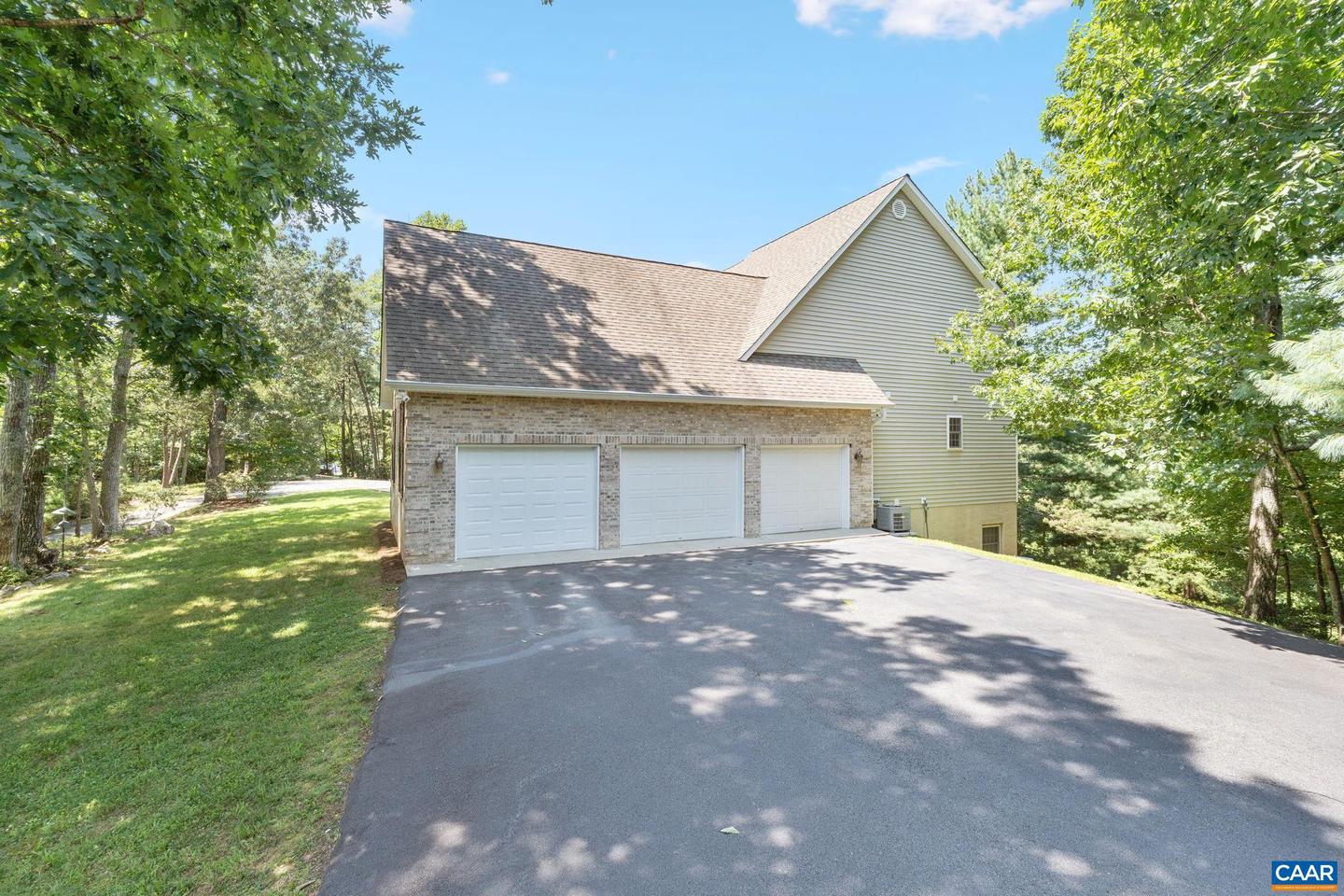 680 EXPLORERS RD, CHARLOTTESVILLE, Virginia 22911, 4 Bedrooms Bedrooms, ,3 BathroomsBathrooms,Residential,For sale,680 EXPLORERS RD,667320 MLS # 667320