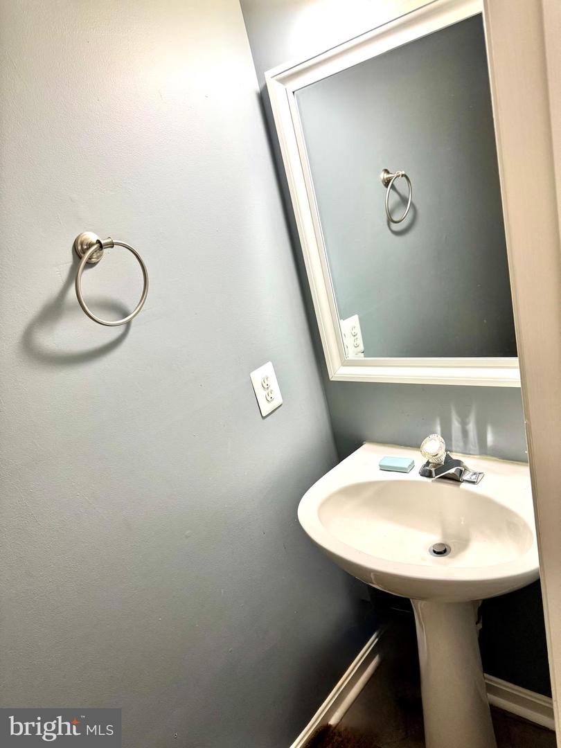 8620 DIVER CT, BRISTOW, Virginia 20136, 4 Bedrooms Bedrooms, ,3 BathroomsBathrooms,Residential,For sale,8620 DIVER CT,VAPW2100468 MLS # VAPW2100468