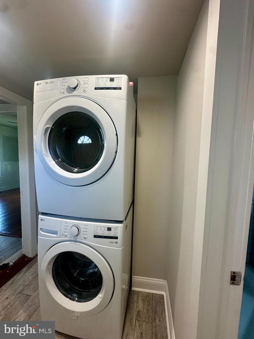 301 VIRGINIA AVE, CULPEPER, Virginia 22701, 3 Bedrooms Bedrooms, 8 Rooms Rooms,2 BathroomsBathrooms,Residential,For sale,301 VIRGINIA AVE,VACU2011146 MLS # VACU2011146