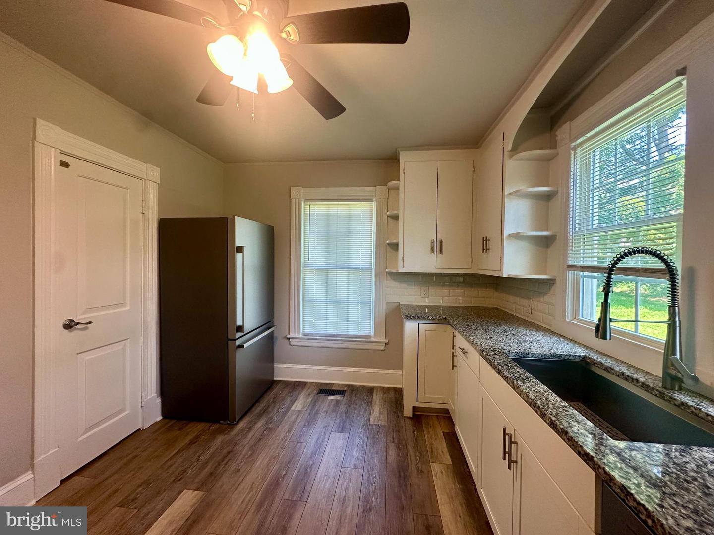 301 VIRGINIA AVE, CULPEPER, Virginia 22701, 3 Bedrooms Bedrooms, 8 Rooms Rooms,2 BathroomsBathrooms,Residential,For sale,301 VIRGINIA AVE,VACU2011146 MLS # VACU2011146