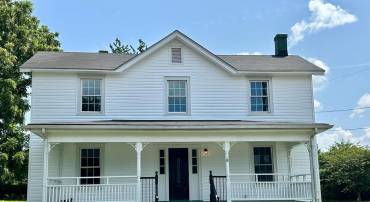 301 VIRGINIA AVE, CULPEPER, Virginia 22701, 3 Bedrooms Bedrooms, 8 Rooms Rooms,2 BathroomsBathrooms,Residential,For sale,301 VIRGINIA AVE,VACU2011146 MLS # VACU2011146