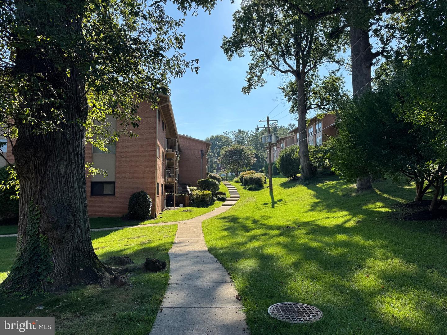 7328 LEE HWY #102, FALLS CHURCH, Virginia 22046, 1 Bedroom Bedrooms, ,1 BathroomBathrooms,Residential,For sale,7328 LEE HWY #102,VAFX2258706 MLS # VAFX2258706